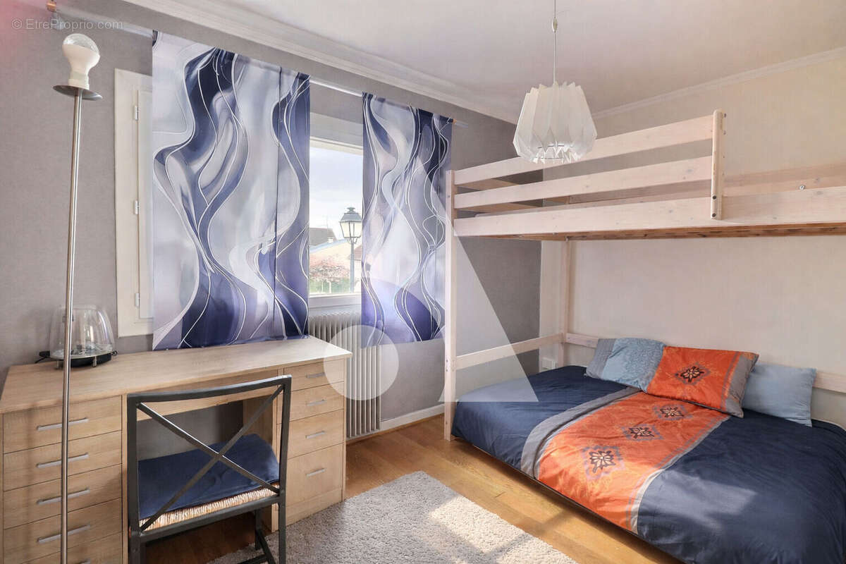 Appartement à FREPILLON