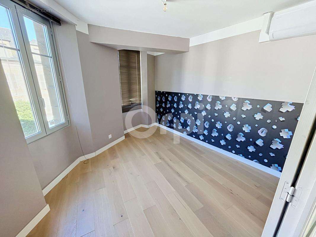 Appartement à BRIVE-LA-GAILLARDE