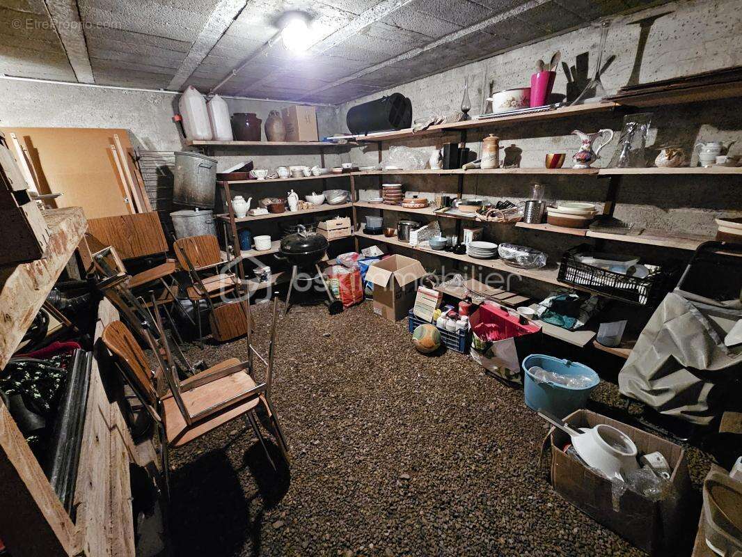 Rare - maison de ville hypercentre - le coteau - 3 chambres - dpe : d - photo 12