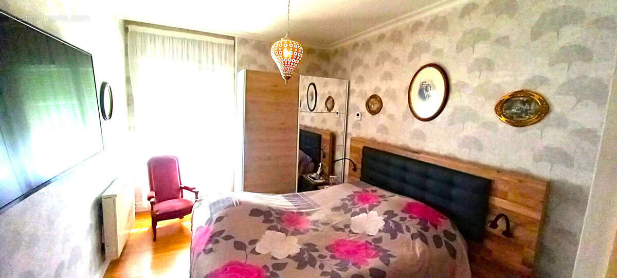 Maison à CHATEAUNEUF-SUR-SARTHE