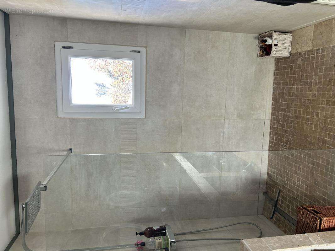 Maison à CAUMONT-SUR-DURANCE