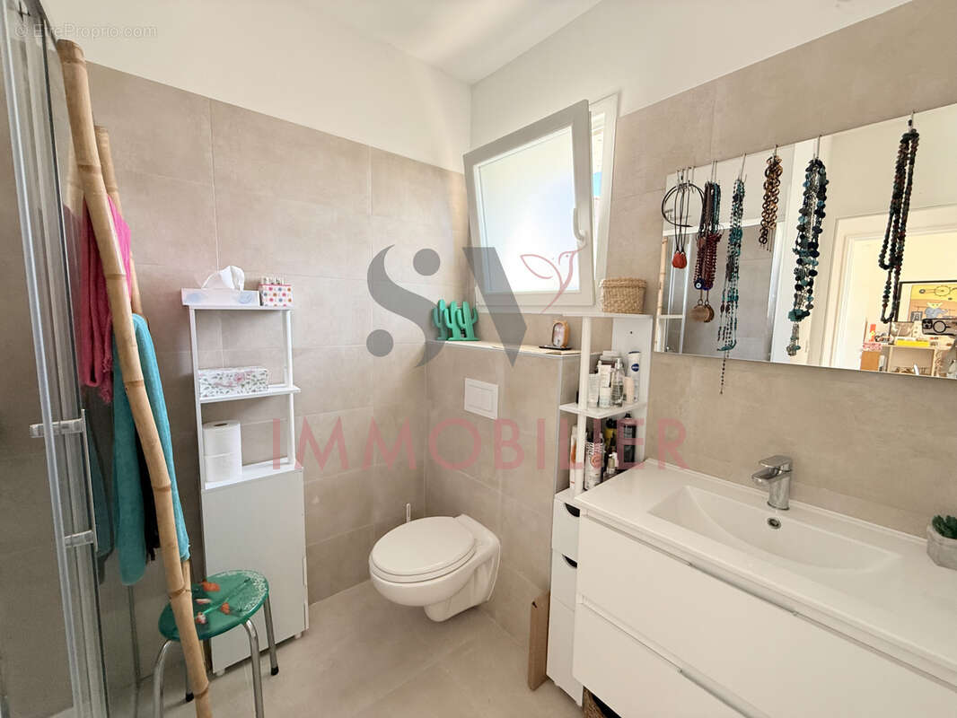 Coup de cœur à Sérignan   Superbe T4 rénové avec garage et balcons - photo 9