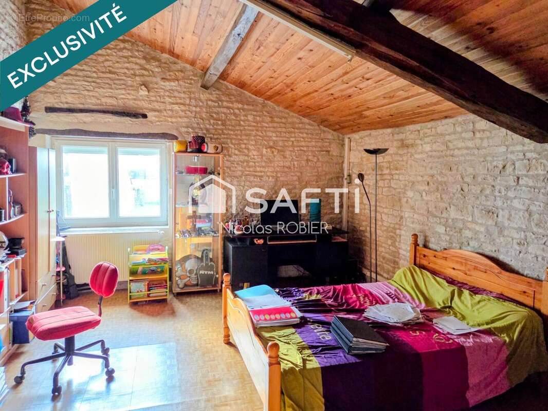 Maison 155 m² à Epannes  - photo 7