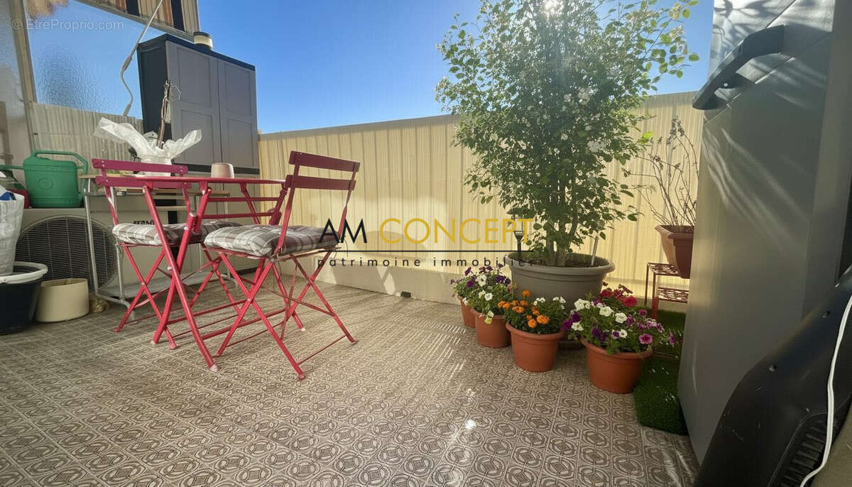 NICE GAIRAUT 2 pièces terrasse cave et parking - photo 6