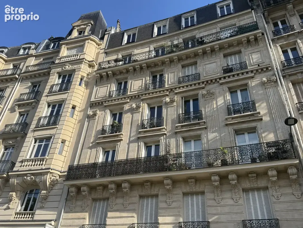 Place de la Nation - Appartement Haussmannien - photo 3