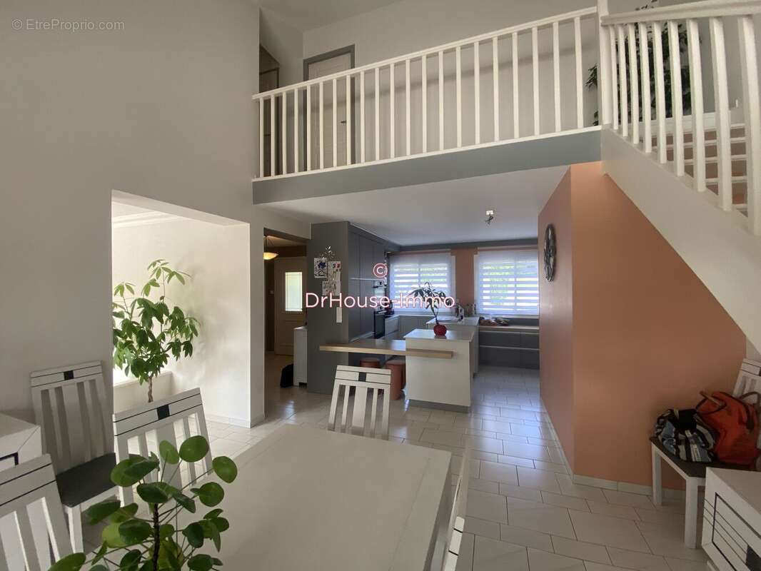 Maison à MIGNE-AUXANCES