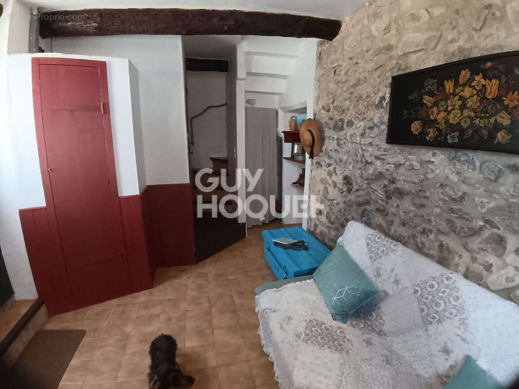 Maison à GINESTAS
