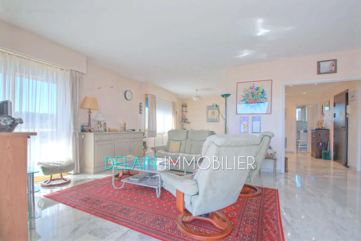 Appartement 102 m² à Cagnes-Sur-Mer  - photo 2