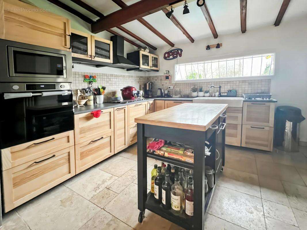 Maison à SAINT-PRIEST-BRAMEFANT