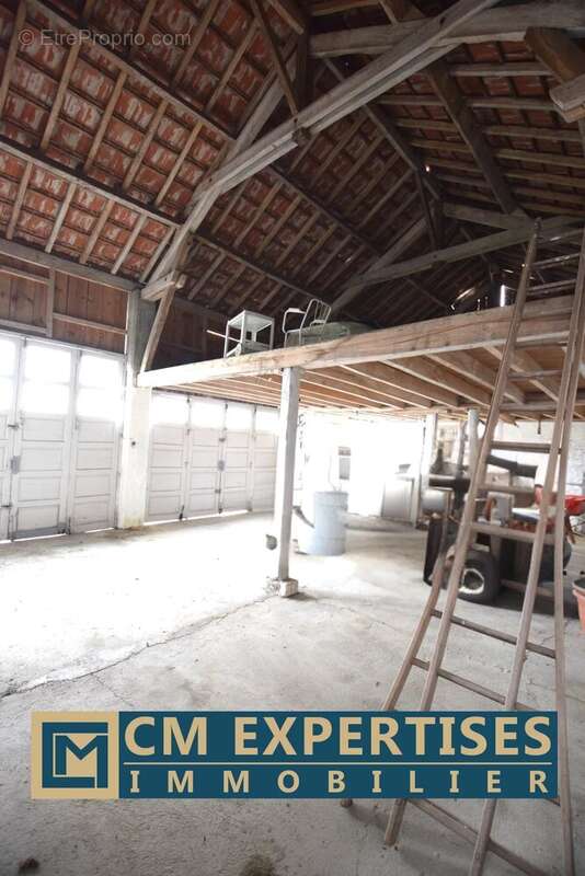 Maison à SAINT-ASTIER