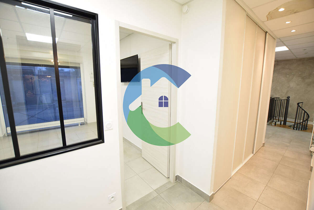 Commerce à EPINAY-SUR-ORGE