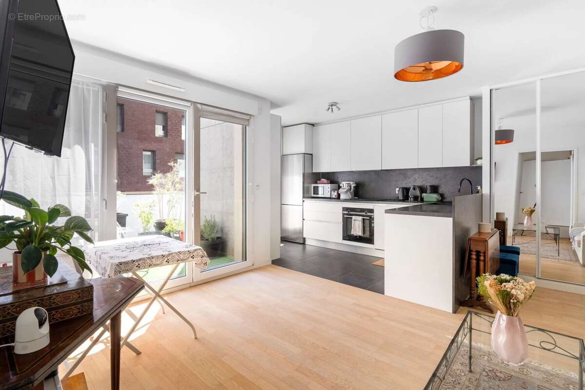 Appartement à CLICHY