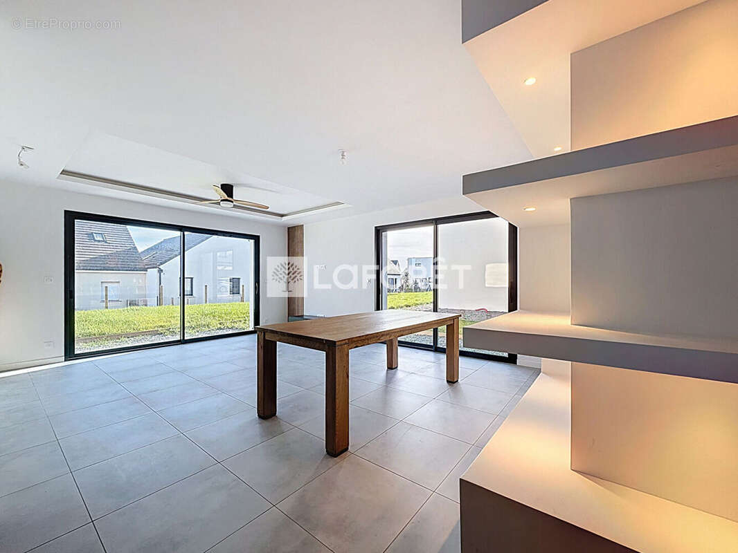 Maison à BLAINVILLE-SUR-ORNE