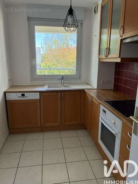 Photo 3 - Appartement à LIVRY-GARGAN