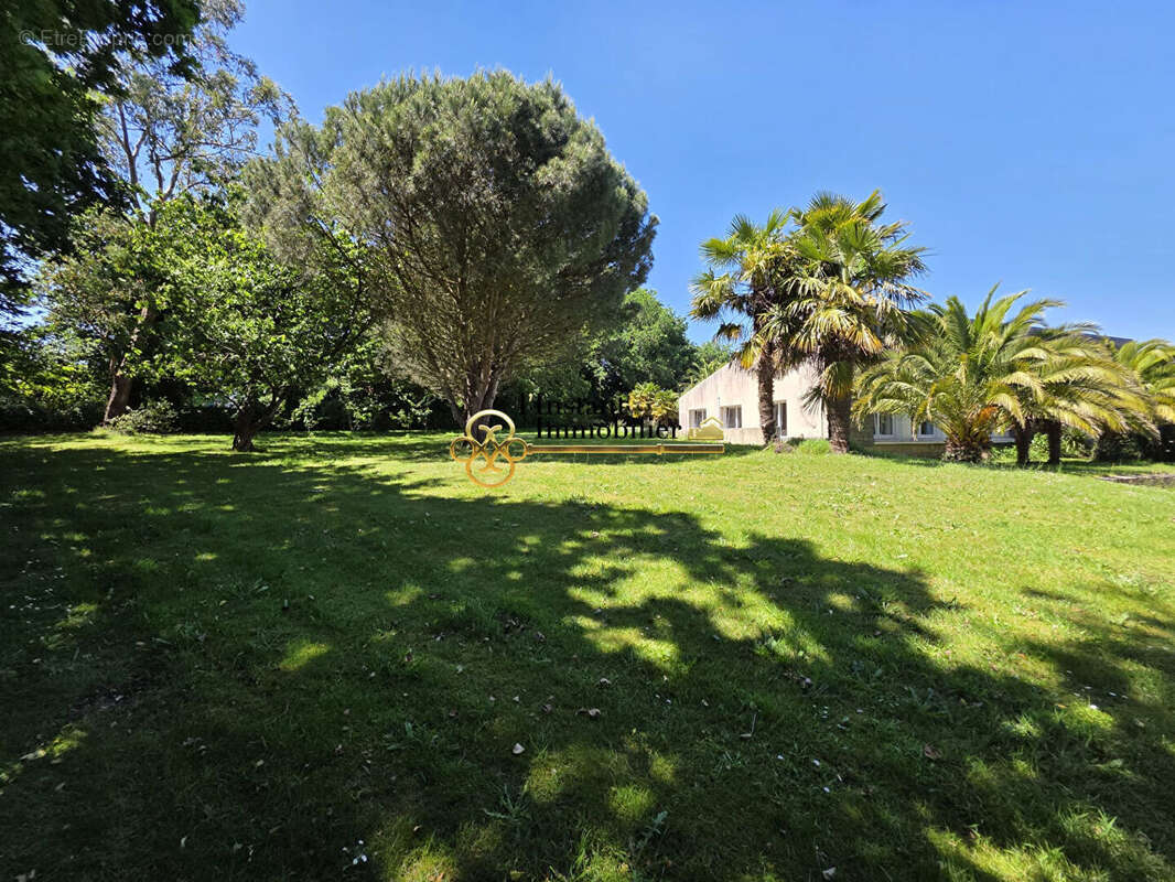 Maison 6 pièce(s) 197 m2 - photo 14