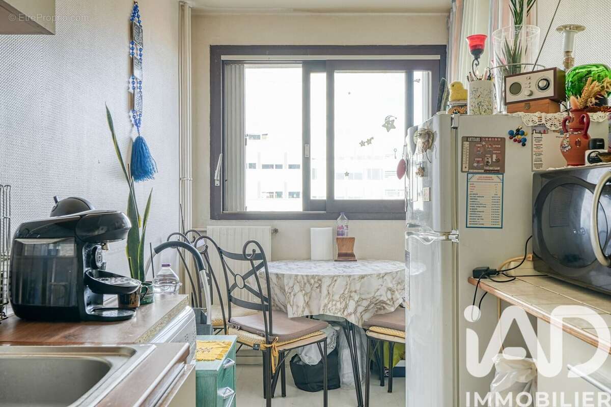 Photo 7 - Appartement à LEVALLOIS-PERRET