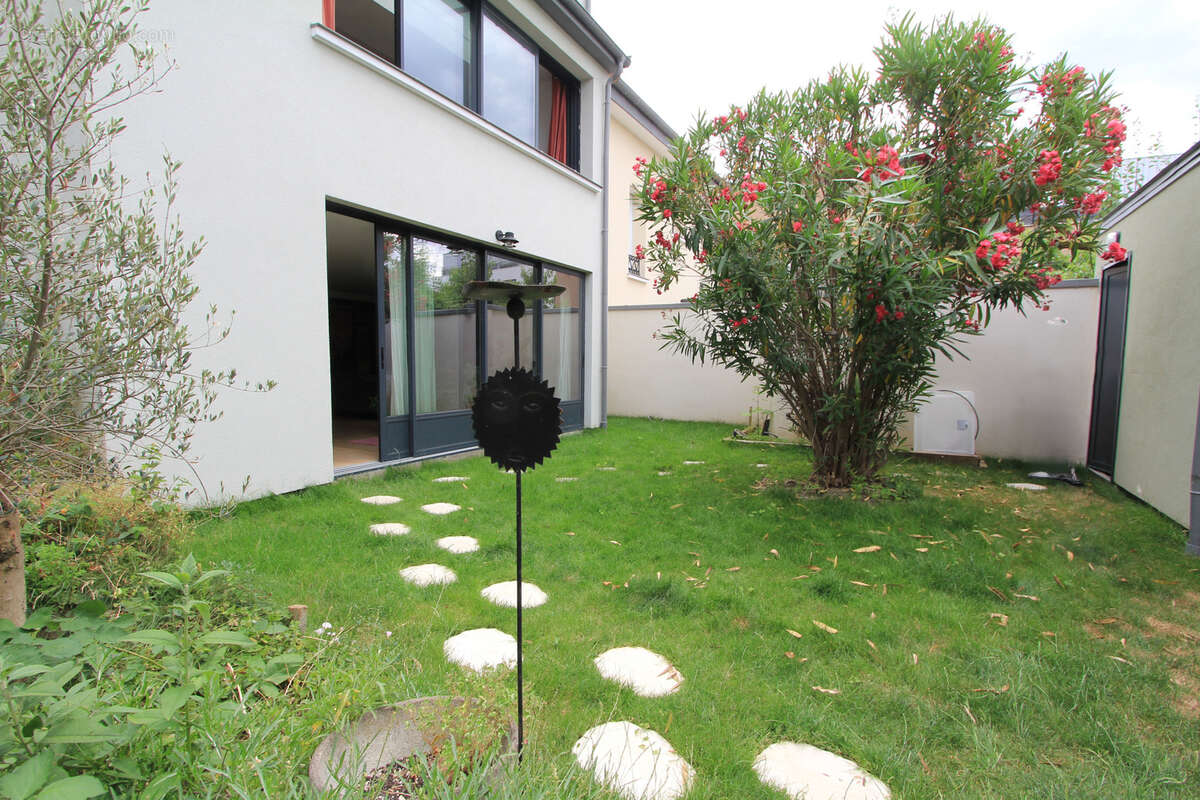 Maison à RUEIL-MALMAISON