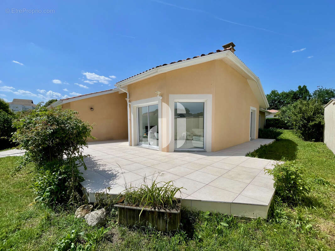Maison à GRADIGNAN