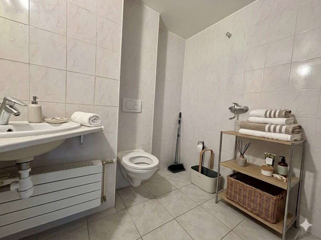 Appartement à BOURG-DE-PEAGE