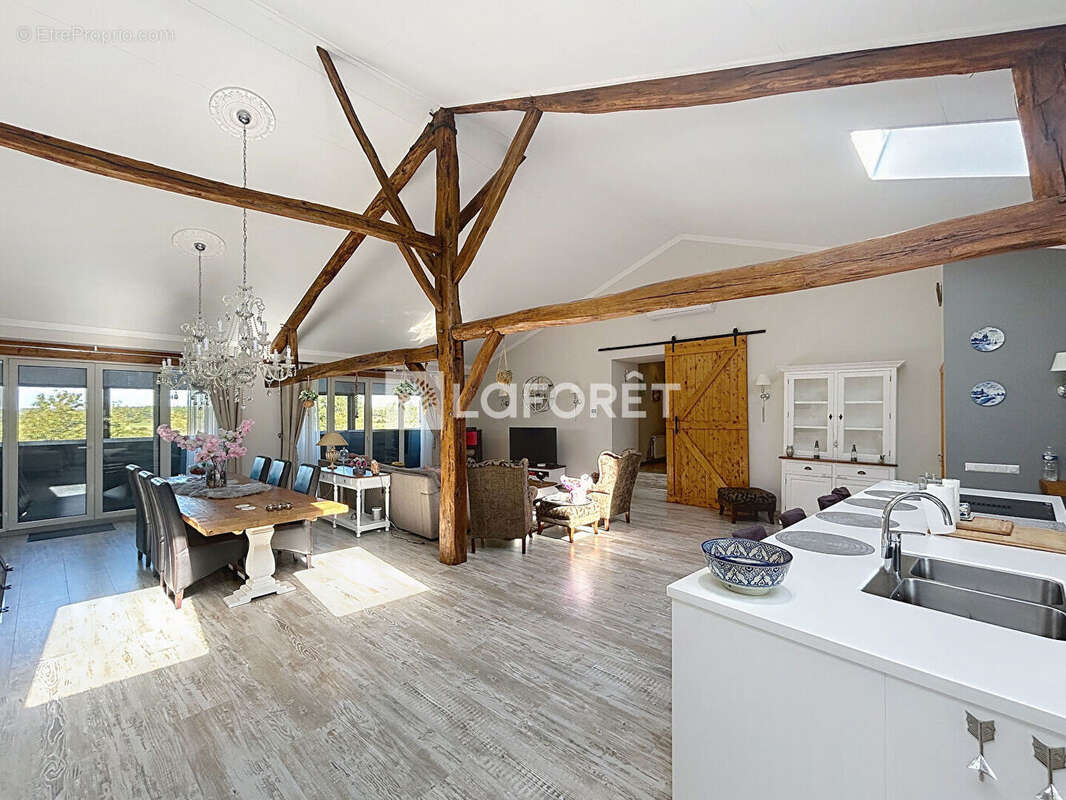 Maison à BOULT-AUX-BOIS