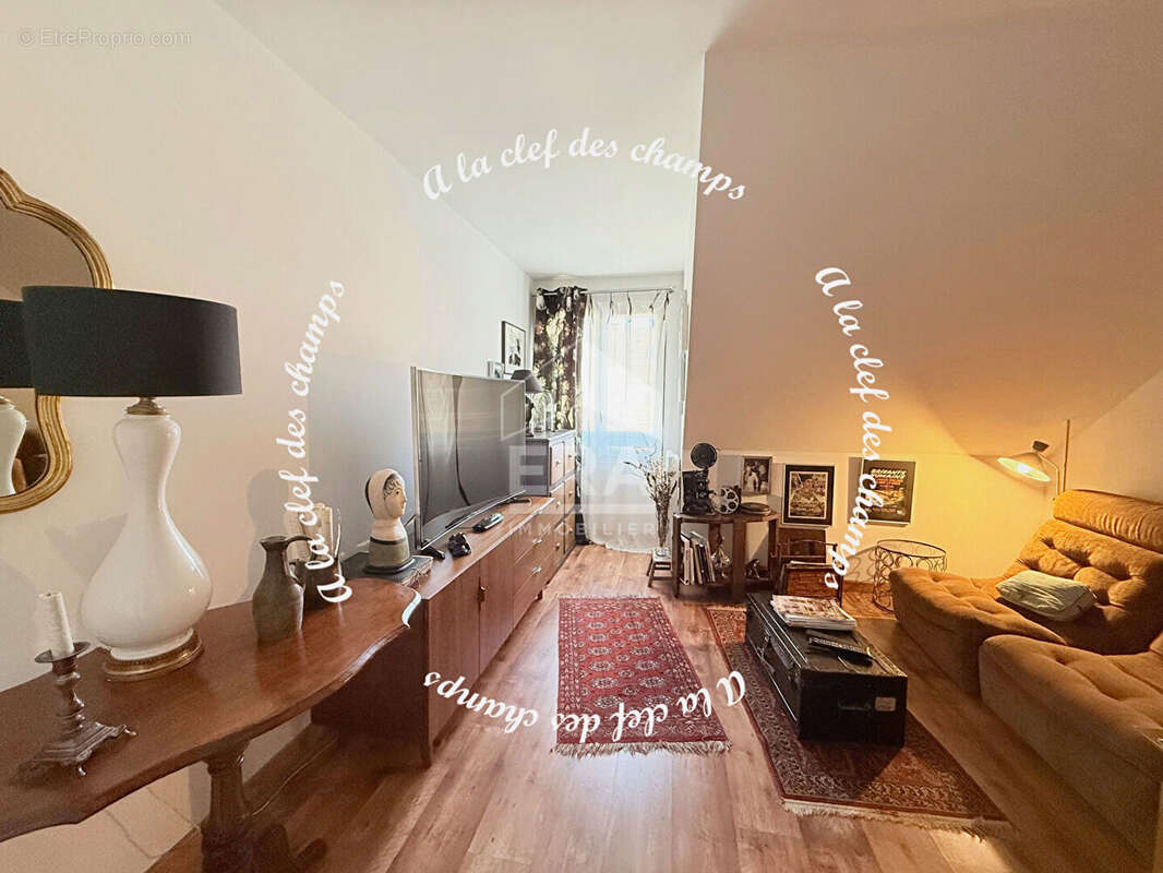 Maison à GIF-SUR-YVETTE