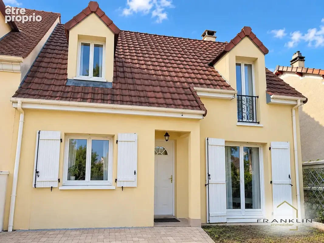 Maison à TREMBLAY-EN-FRANCE