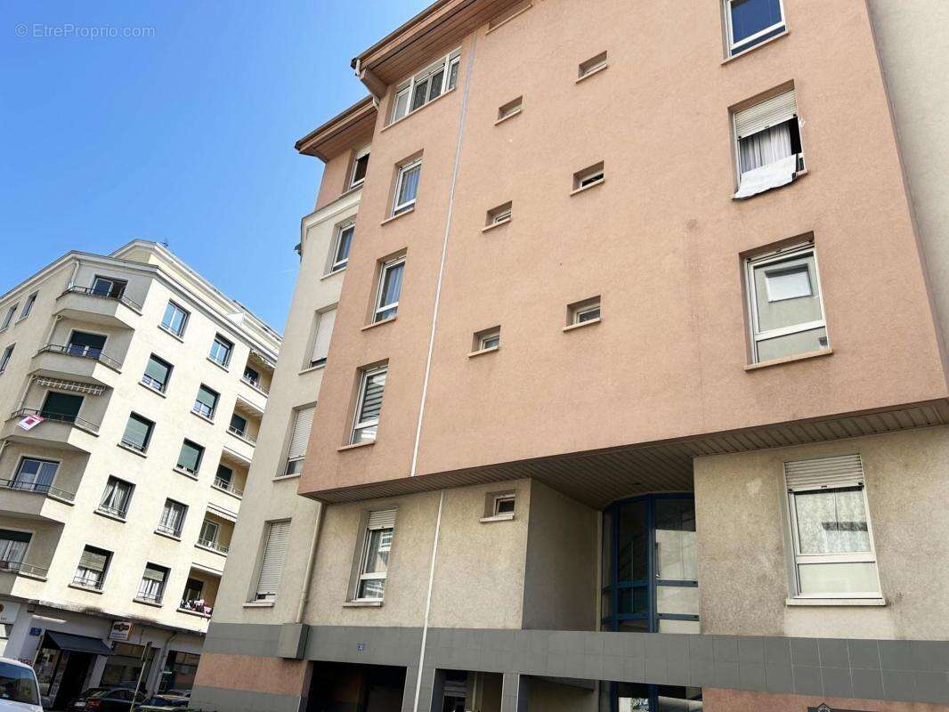 Appartement à ANNEMASSE