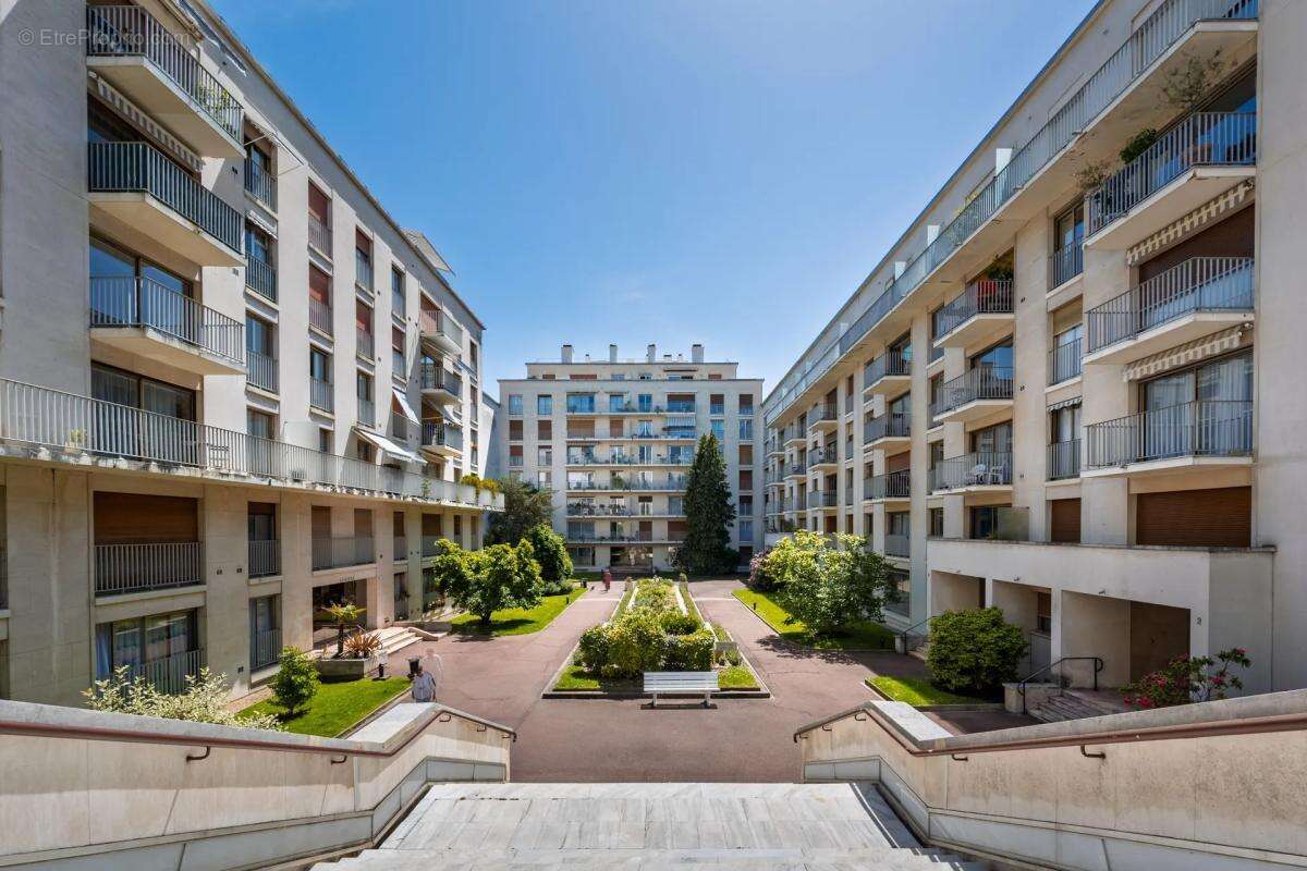 Appartement à VERSAILLES