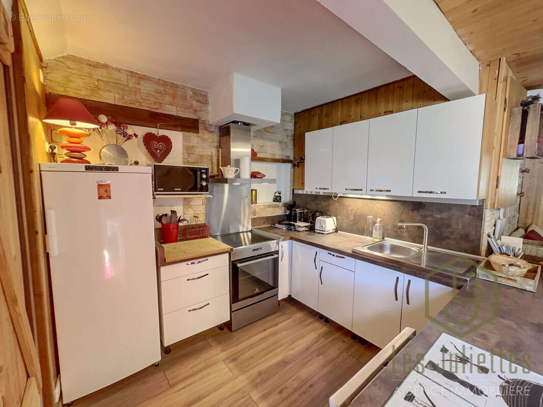 Morzine hyper-centre   grand appartement 3 chambres avec deux terrasses et vue sur le pleney - photo 3