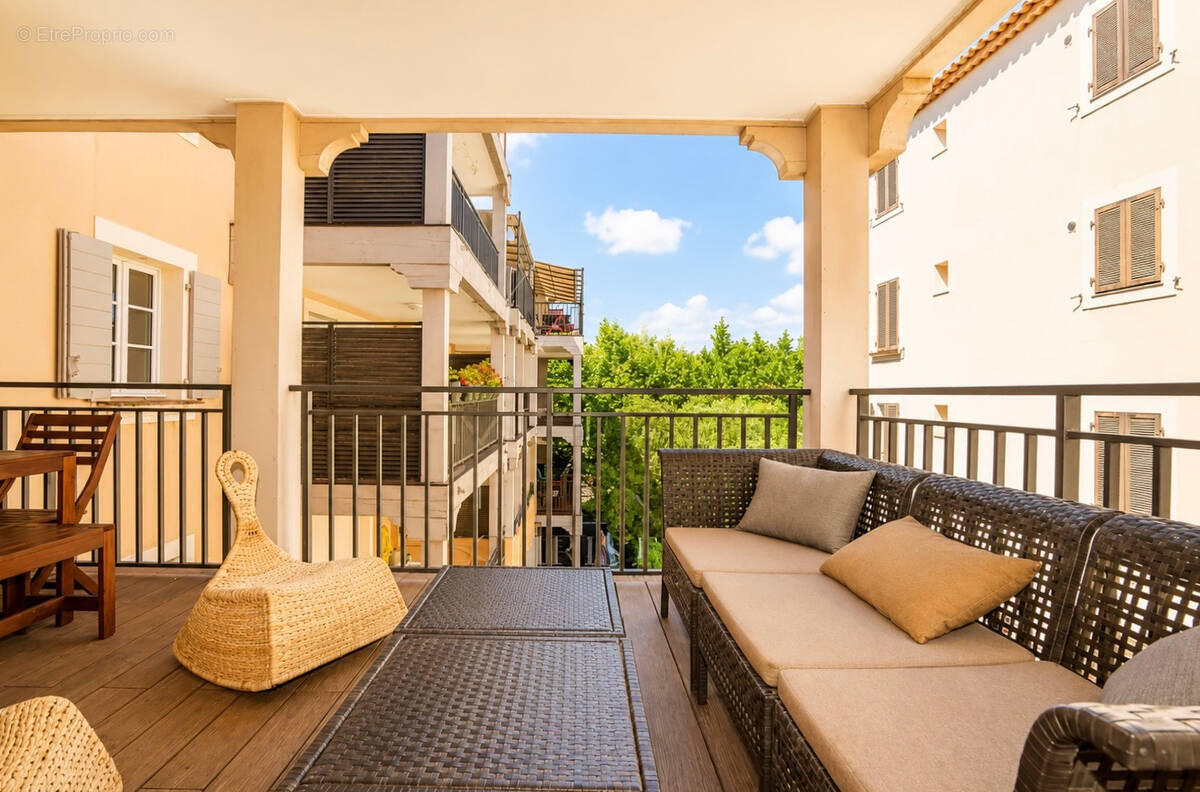 Appartement à SAINT-TROPEZ