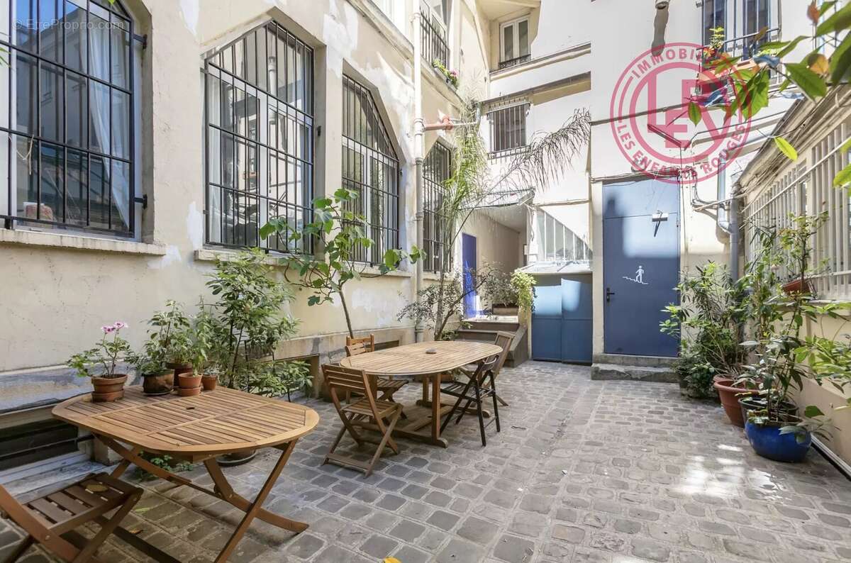 Appartement à PARIS-11E