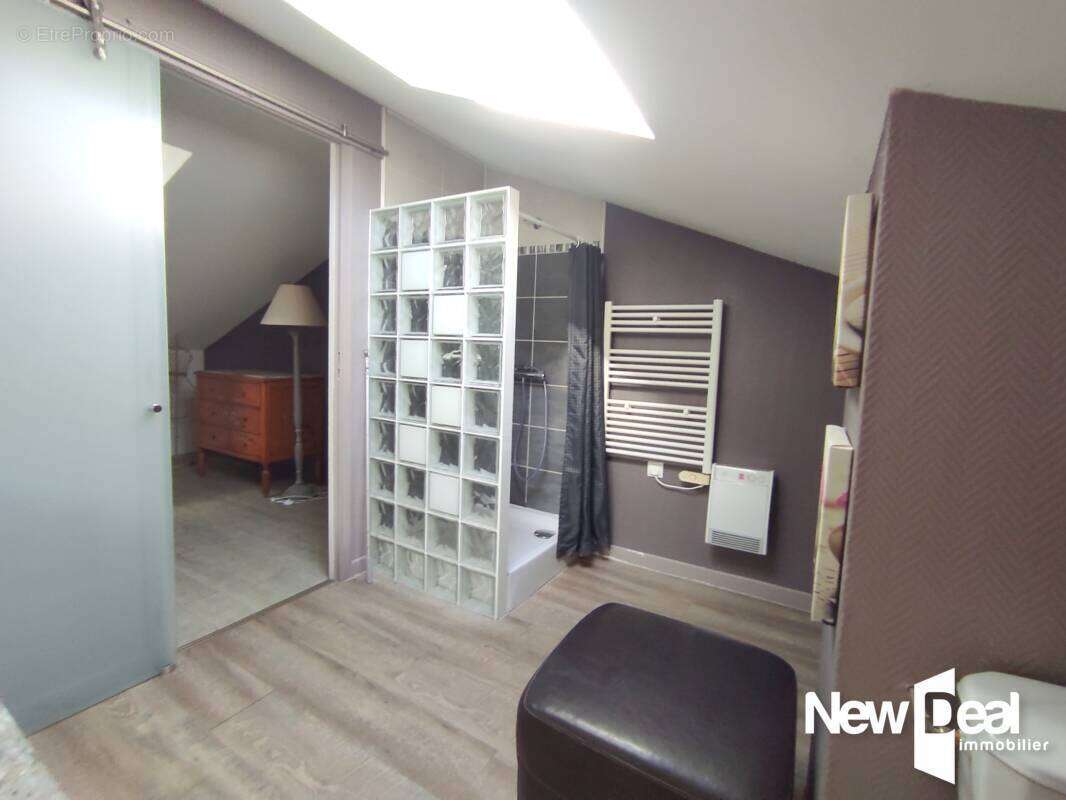 Longere en pierre de 200 m² avec grand jardin et piscine - photo 7
