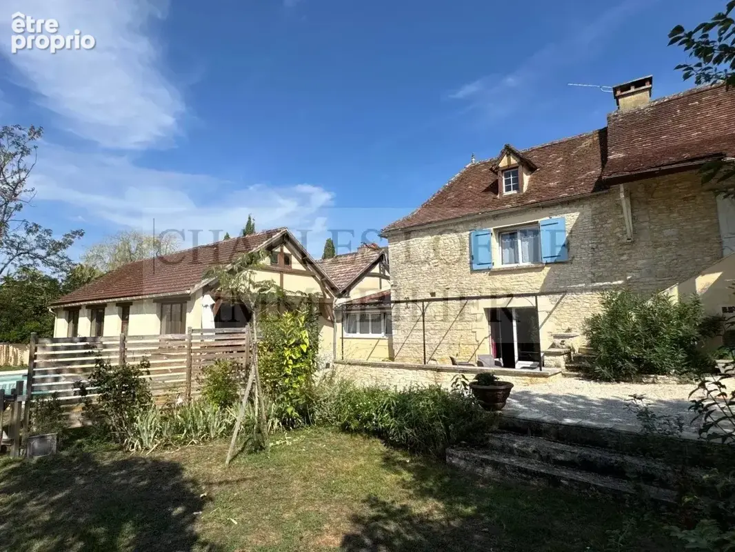 Charmante maison de village de 5 chambres avec piscine, au cœur d’un village de la Bouriane. - photo 4
