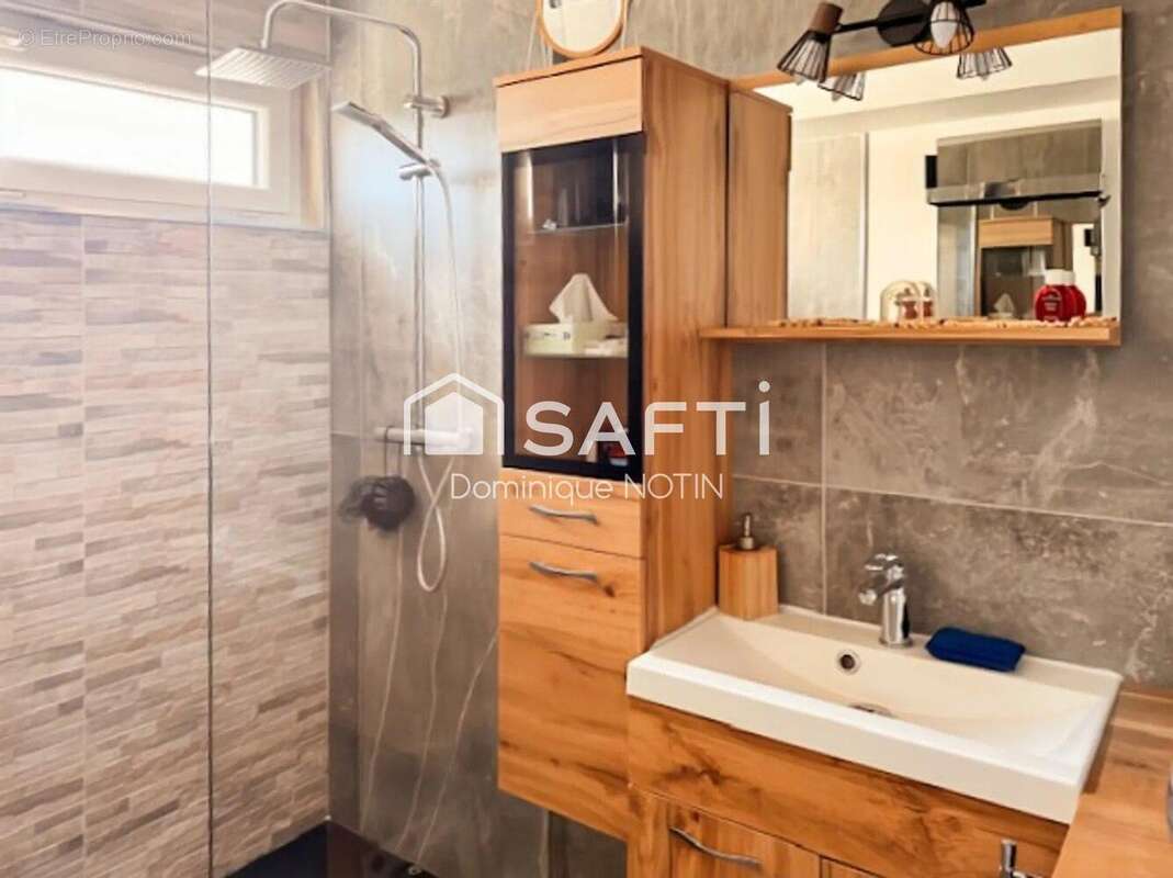 Photo 7 - Appartement à LAMURE-SUR-AZERGUES