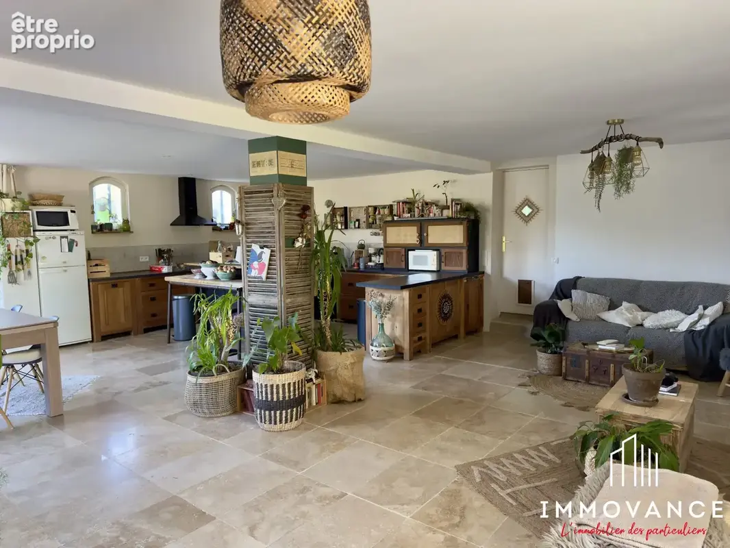 Maison 5 pièces 204 m² à vendre à Saint-Mathieu-De-Treviers (34270) - photo 8