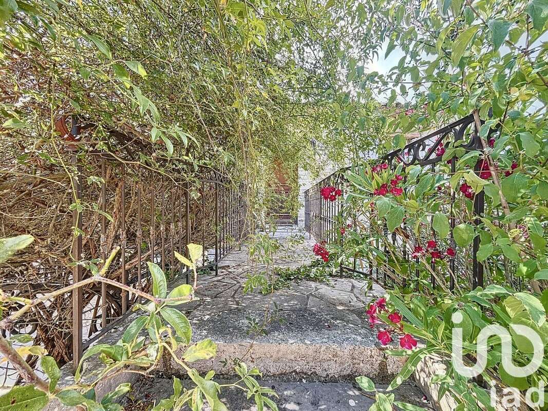 Photo 6 - Maison à CASENEUVE