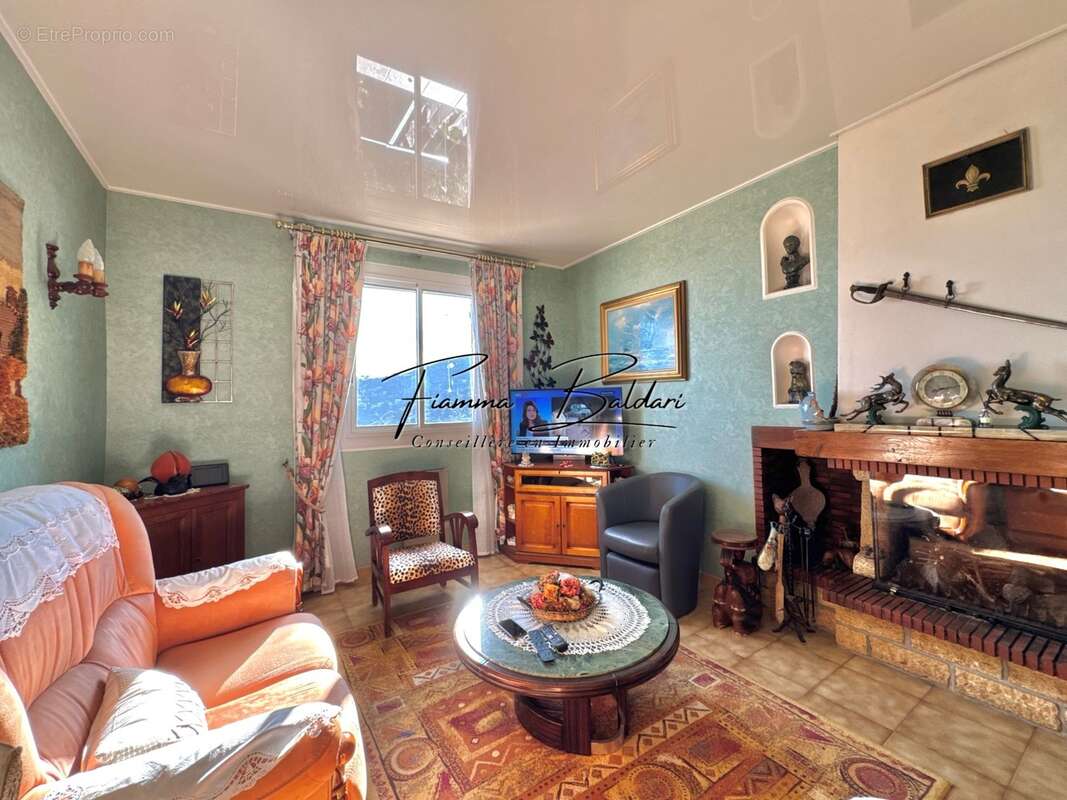 À vendre Maison de charme 5 pièces de 122m², Terrain 1 345m², Vue mer, Ville di Pietrabugno, Haute-Corse (20) - photo 8