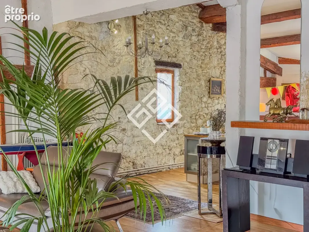 Appartement de caractère- 133 m2 - 4 pièces - photo 9