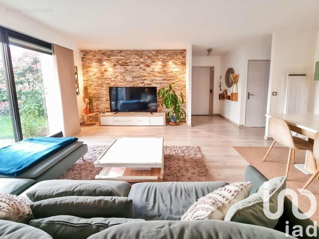 Photo 2 - Appartement à LE PERREUX-SUR-MARNE