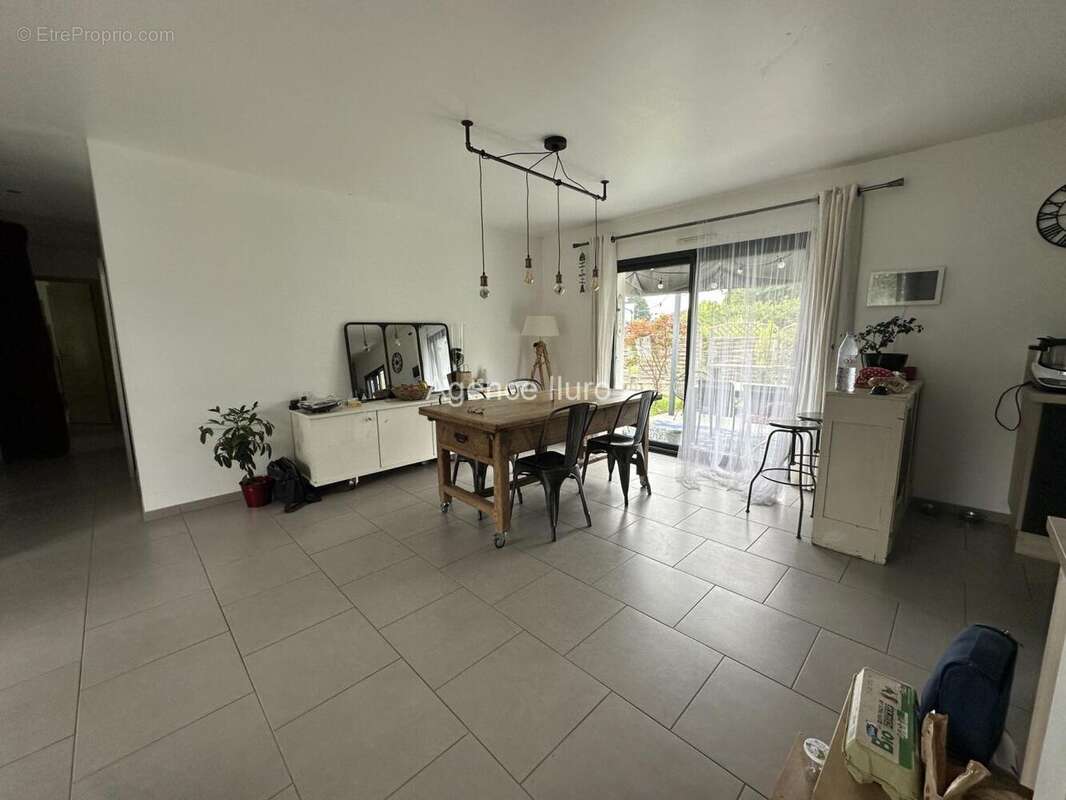 Maison contemporaine 2016 - 3 chambres  - 1 bureau - dpe a. - photo 5