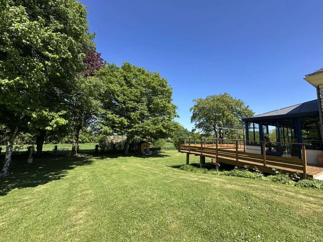 Maison à OINVILLE-SOUS-AUNEAU