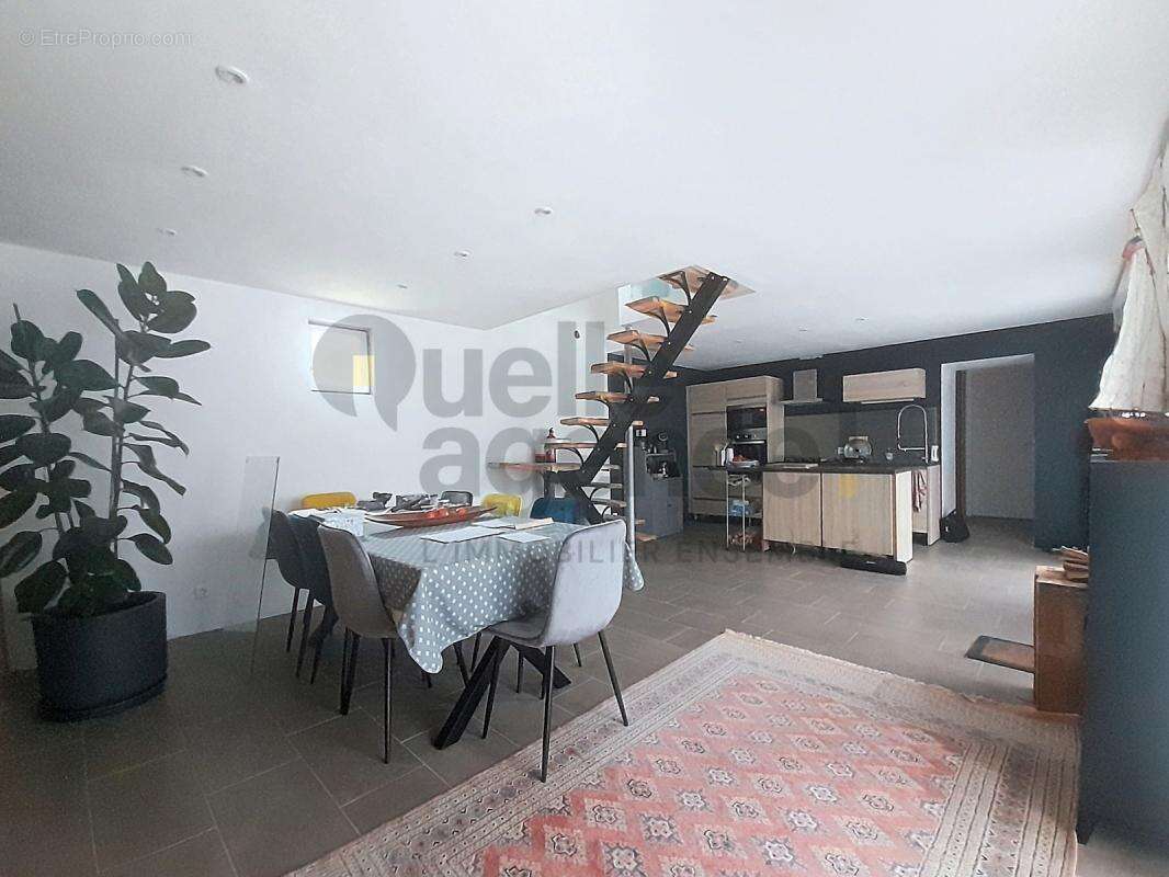 Maison à PLOUDALMEZEAU