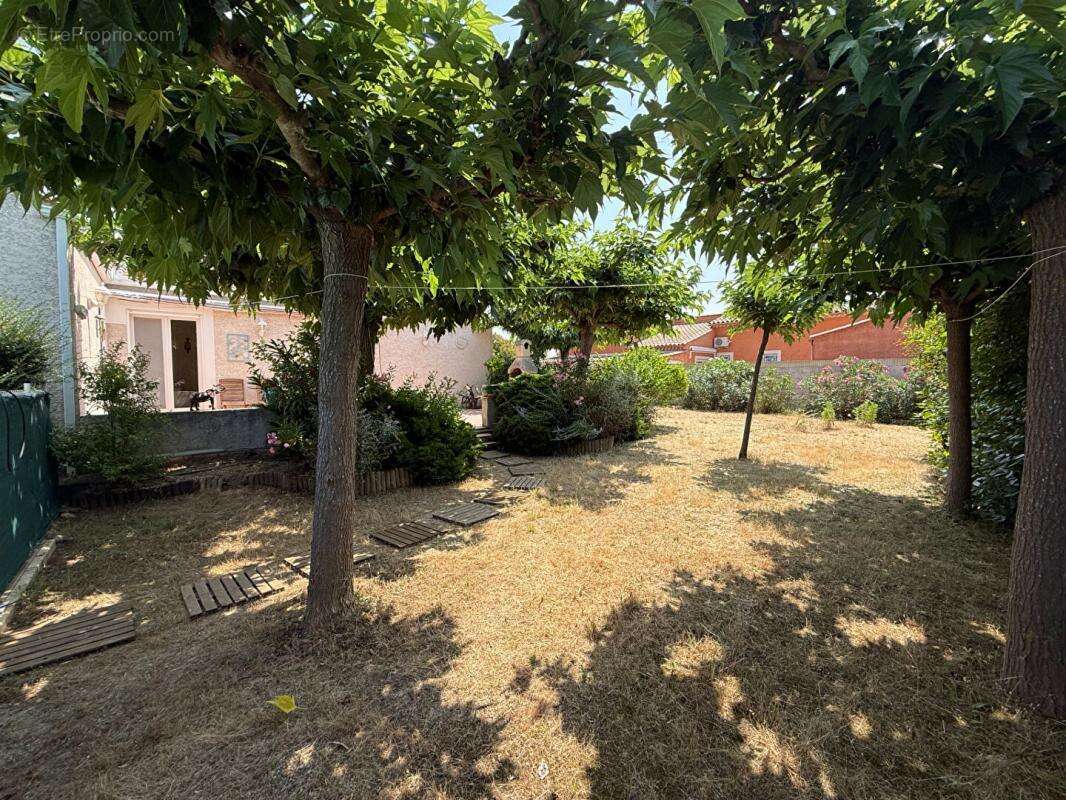 Maison à LIGNAN-SUR-ORB