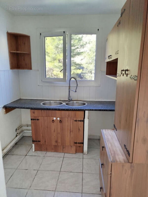 Appartement à PEYRUIS