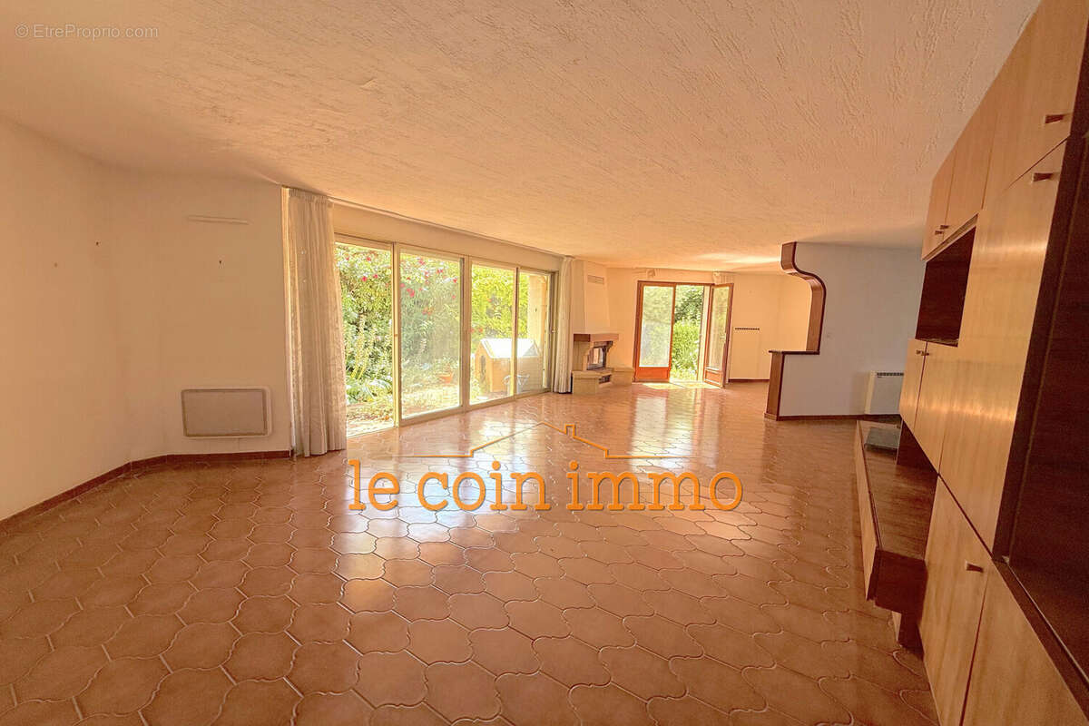 Maison à ANTIBES