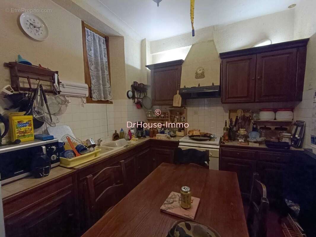 Appartement à EAUX-BONNES