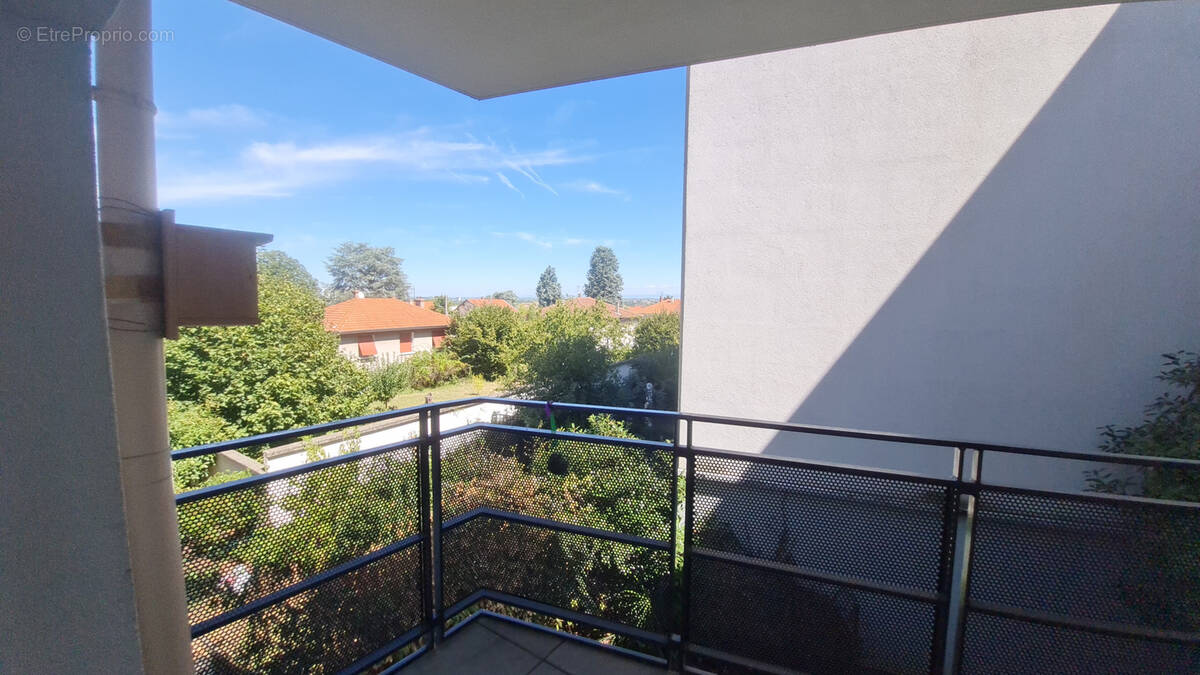 Appartement à FEYZIN