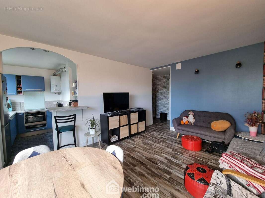 Appartement à VILLENEUVE-LE-ROI