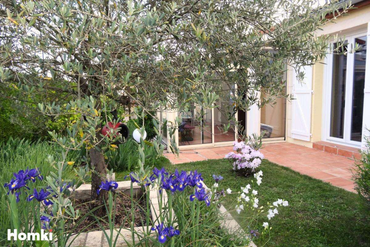 Vue imprenable, aucun vis-à-vis et plain-pied : une maison rare à Billom - photo 6