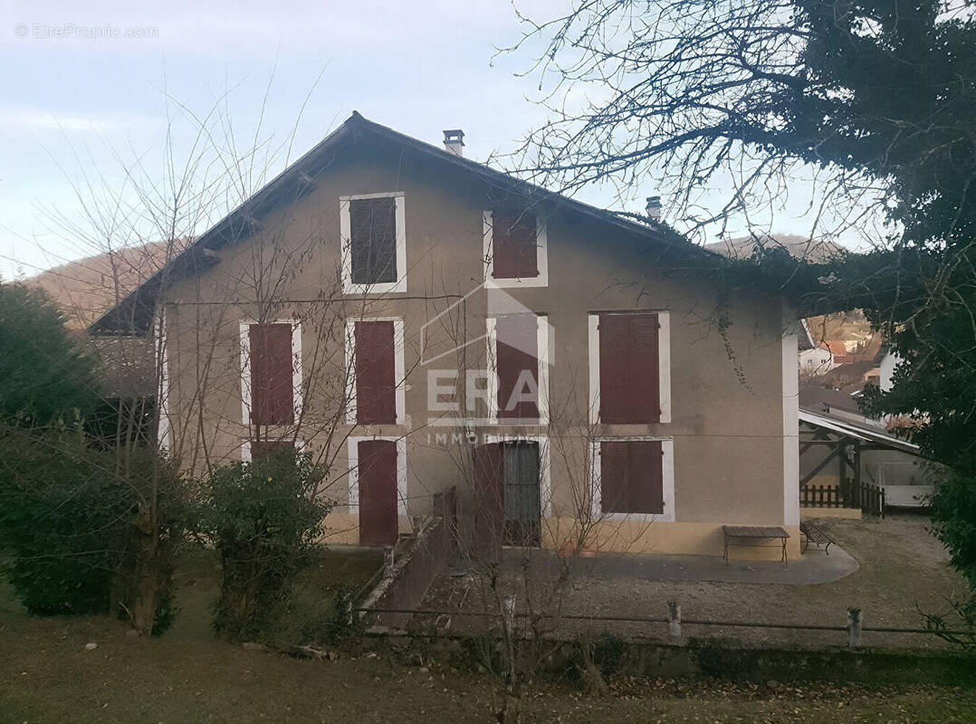 Maison à CHARAVINES